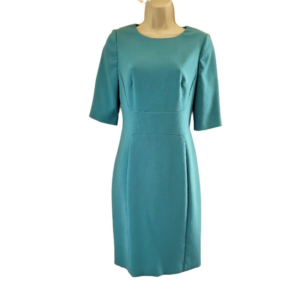 Hobbs blue fitted dress, size 6, knee length.